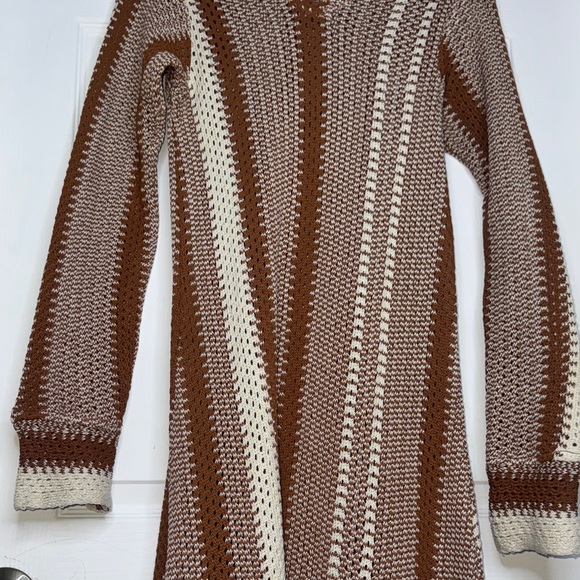 Modest Essentials Crochet Maxi Dress Brown Beige Striped Long Sleeve M - Picture 9 of 12